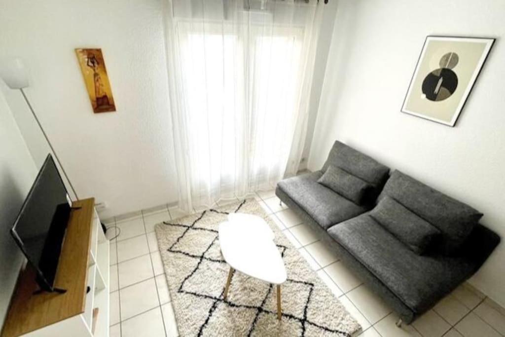 Duplex Moderne Proche De Toutes Commodites Bordeaux Exterior photo